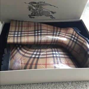 Burberry rain boots